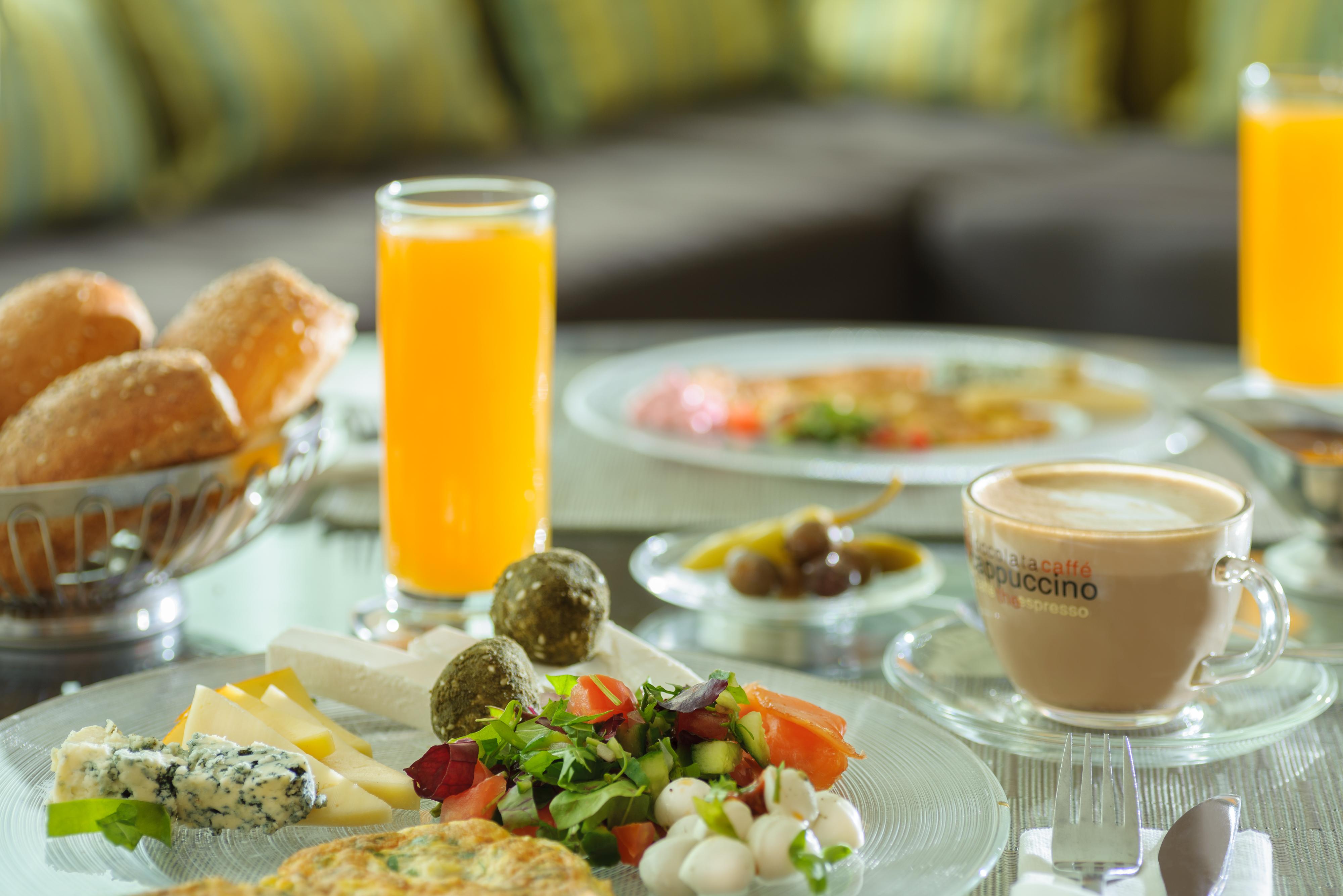 U Magic Palace Eilat Exteriör bild A typical Italian breakfast