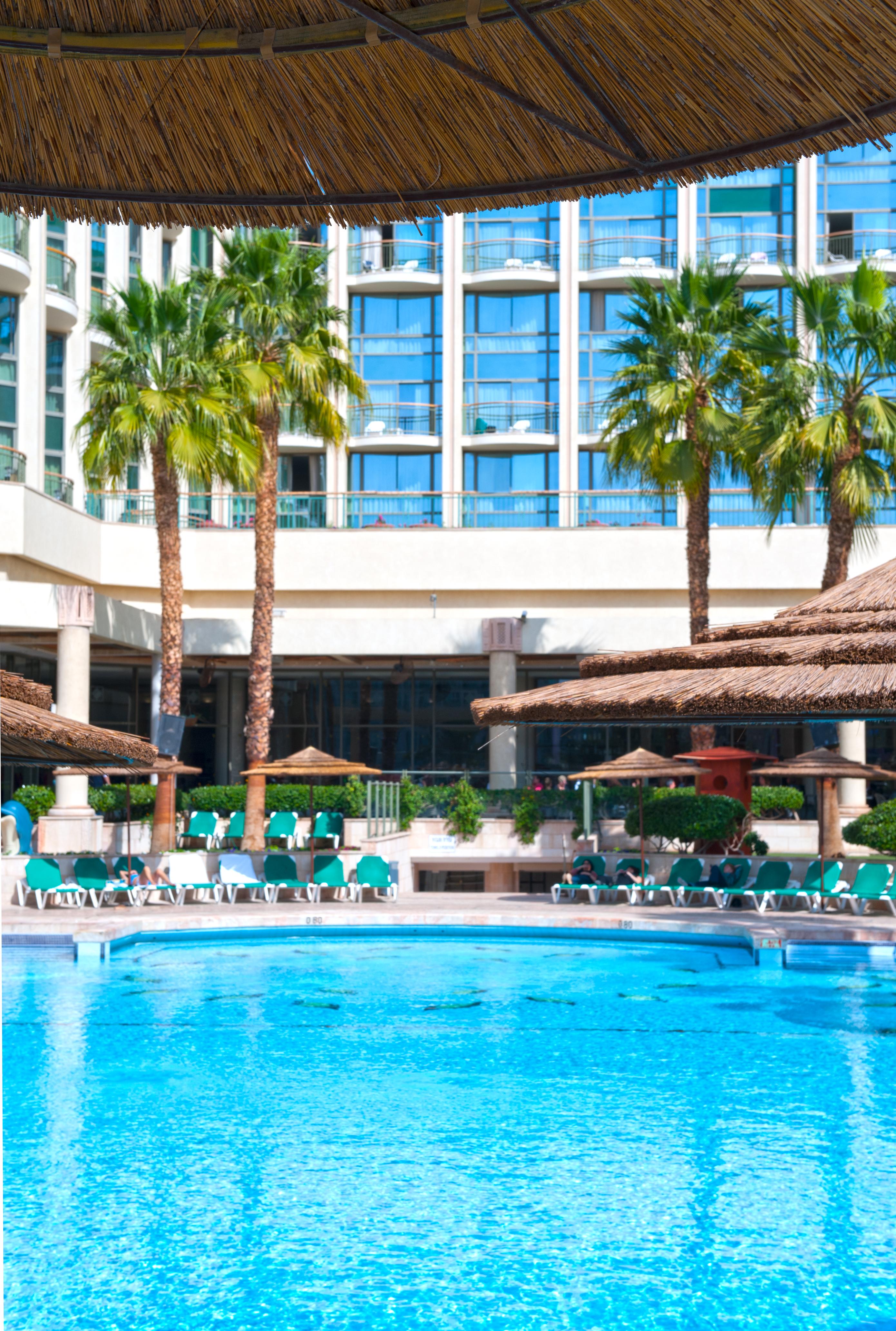 U Magic Palace Eilat Exteriör bild The pool at the Westin